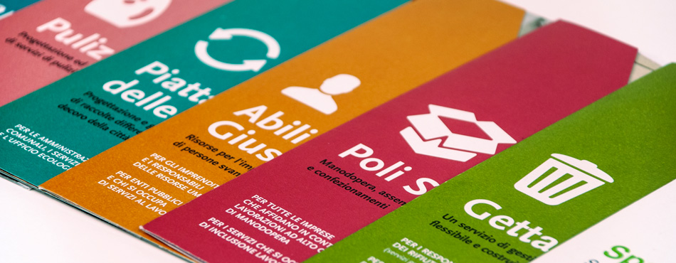 Anteprima del progetto del set di brochure della cooperativa Spazio Aperto